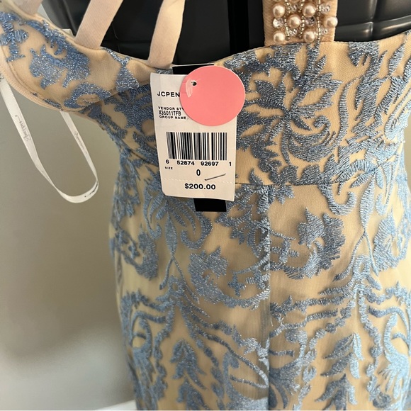 NWT Speechless Blue & Tan Halter Prom Dress Size 0 - Picture 6 of 13